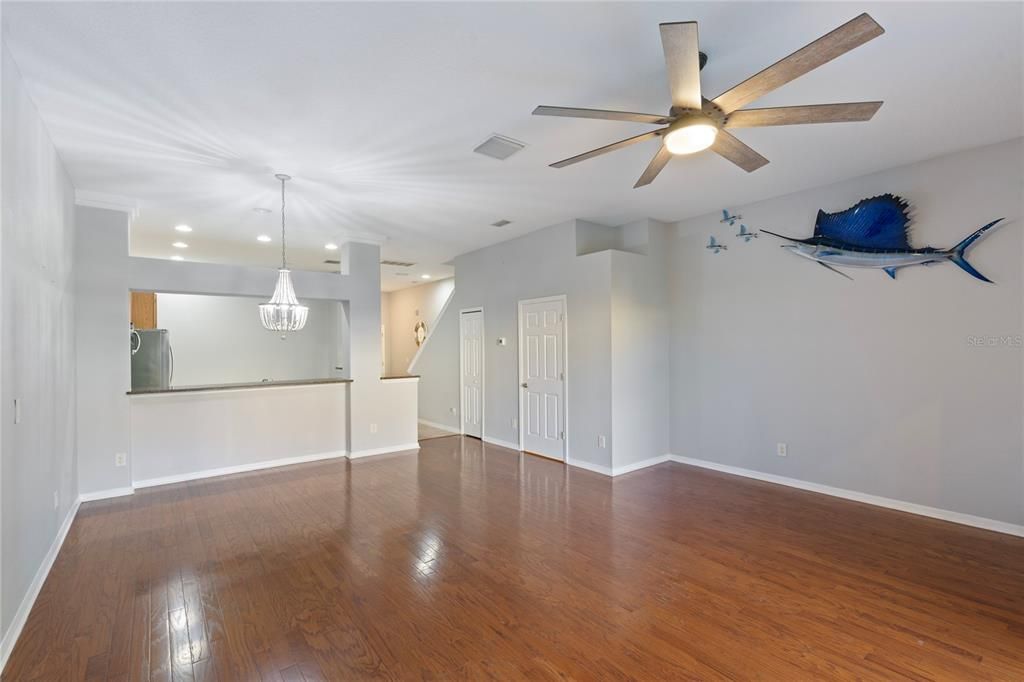 待售: $400,000 (3 贝兹, 2 浴室, 1881 平方英尺)