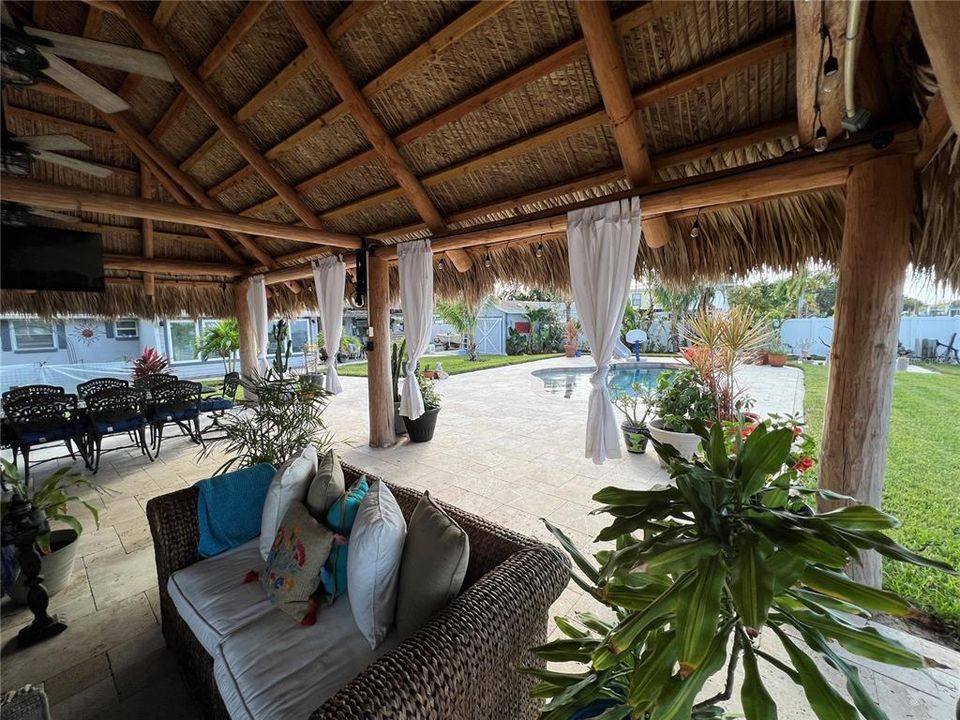 待售: $474,900 (3 贝兹, 1 浴室, 1208 平方英尺)