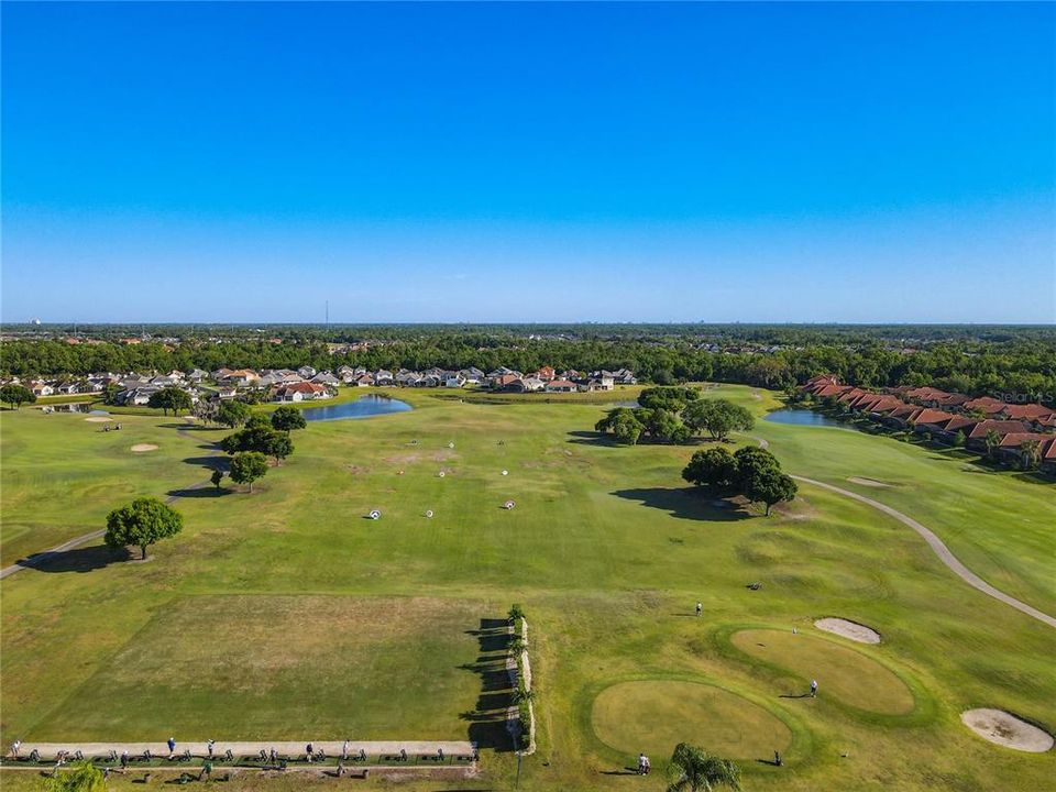 Activo con contrato: $2,500 (4 camas, 2 baños, 2334 Pies cuadrados)