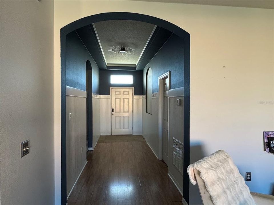 Active With Contract: $270,000 (3 beds, 2 baths, 1629 Square Feet)