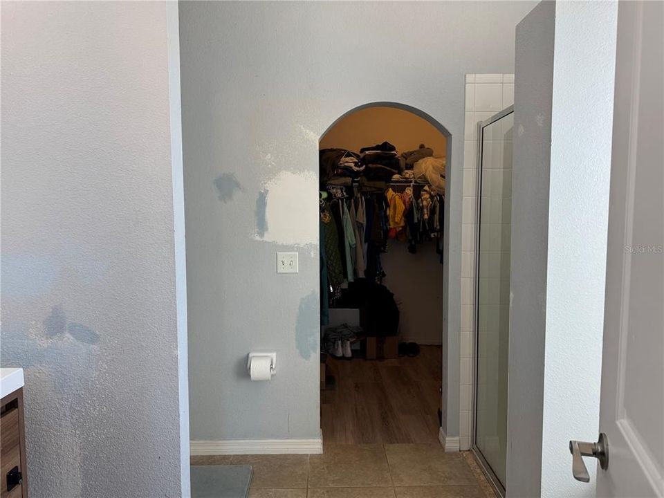 Active With Contract: $270,000 (3 beds, 2 baths, 1629 Square Feet)