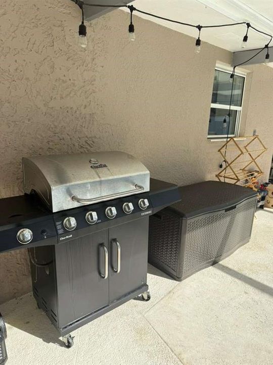 For Sale: $639,500 (3 beds, 2 baths, 1445 Square Feet)