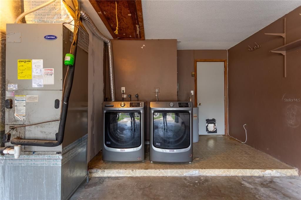 For Sale: $639,500 (3 beds, 2 baths, 1445 Square Feet)