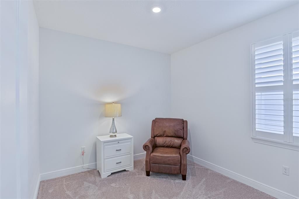 待售: $465,000 (4 贝兹, 2 浴室, 1654 平方英尺)