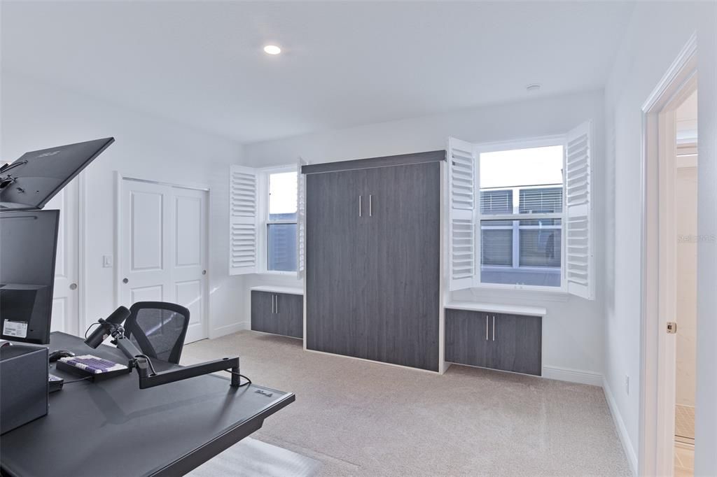 待售: $465,000 (4 贝兹, 2 浴室, 1654 平方英尺)