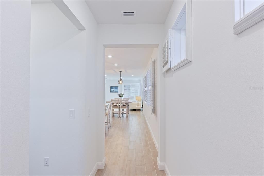 待售: $465,000 (4 贝兹, 2 浴室, 1654 平方英尺)