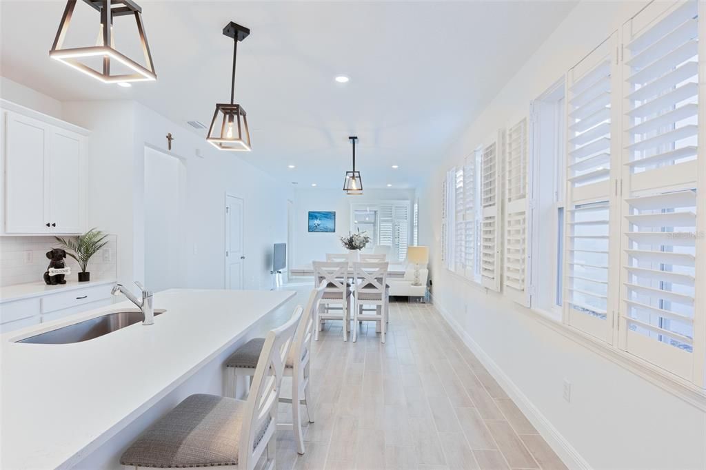 待售: $465,000 (4 贝兹, 2 浴室, 1654 平方英尺)