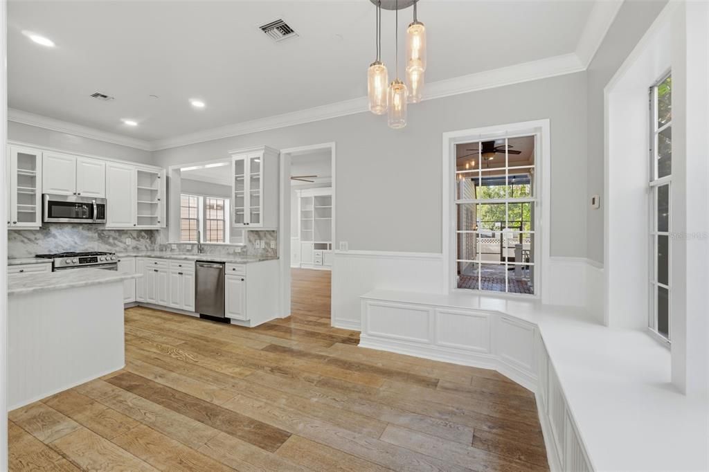 В аренду: $6,500 (5 спален, 3 ванн, 3699 Квадратных фут)