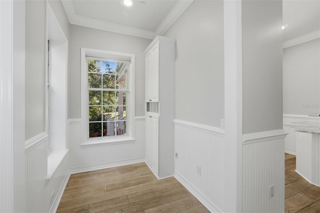 В аренду: $6,500 (5 спален, 3 ванн, 3699 Квадратных фут)