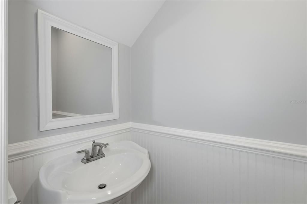 В аренду: $6,500 (5 спален, 3 ванн, 3699 Квадратных фут)