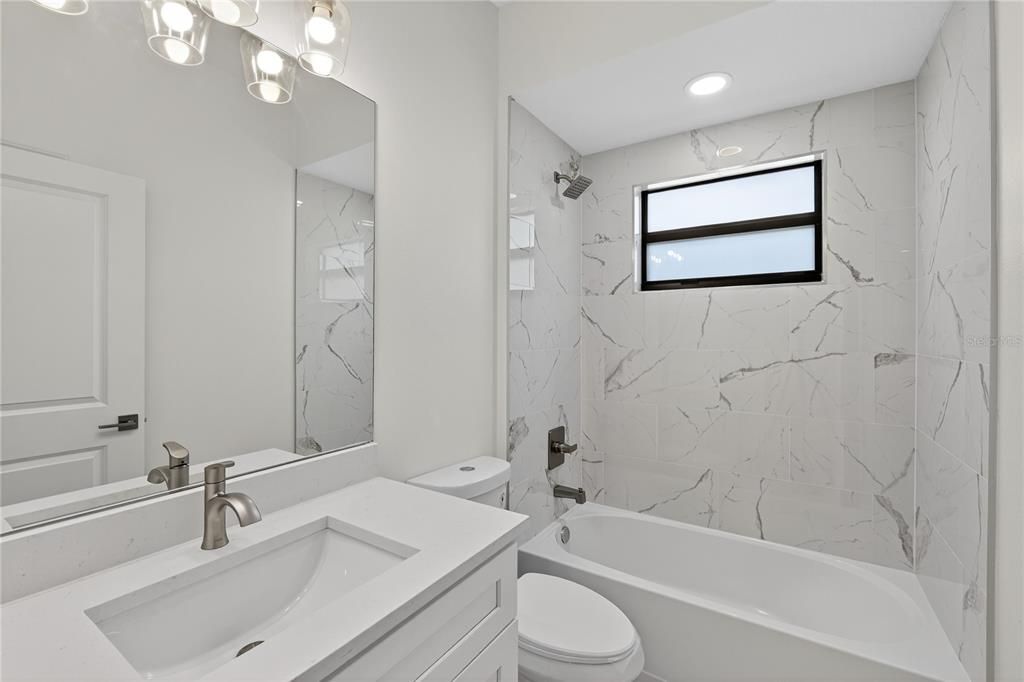 待售: $379,000 (3 贝兹, 2 浴室, 1565 平方英尺)