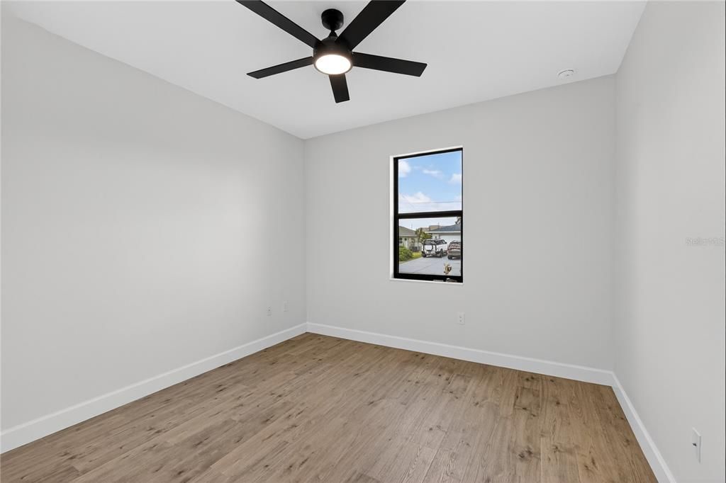 待售: $379,000 (3 贝兹, 2 浴室, 1565 平方英尺)