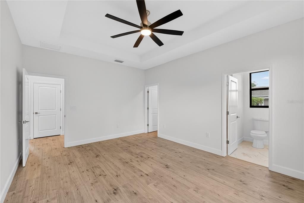 待售: $379,000 (3 贝兹, 2 浴室, 1565 平方英尺)