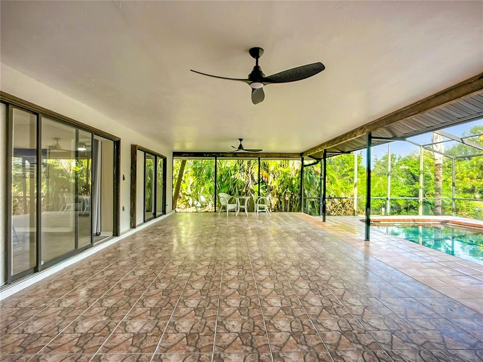 待售: $785,000 (4 贝兹, 2 浴室, 2800 平方英尺)