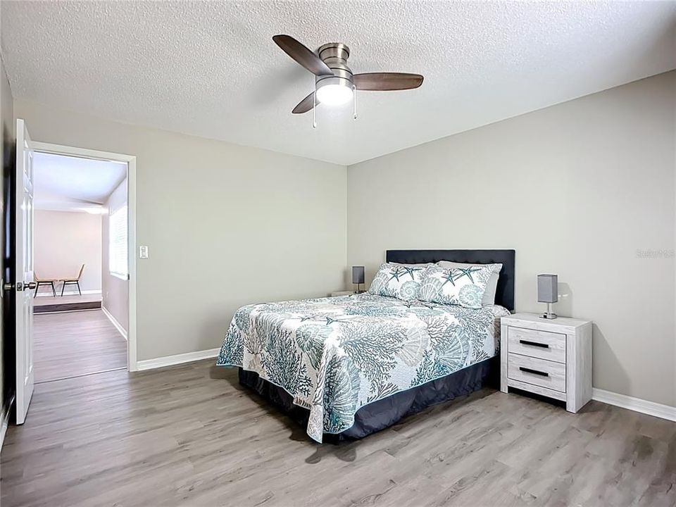 待售: $785,000 (4 贝兹, 2 浴室, 2800 平方英尺)