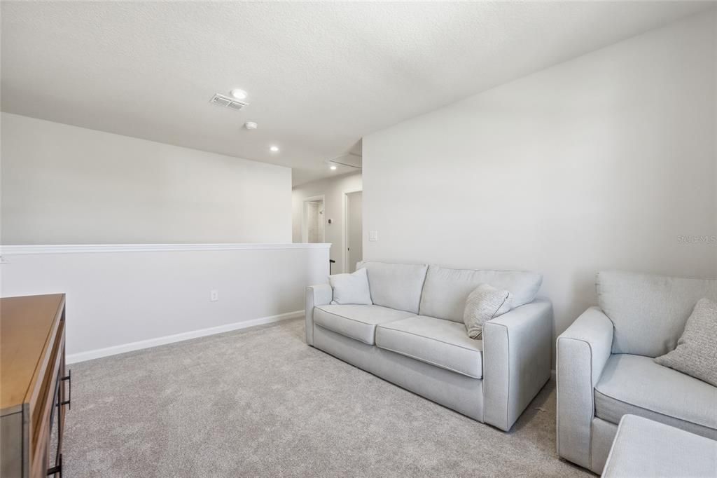 На продажу: $410,000 (3 спален, 2 ванн, 1848 Квадратных фут)