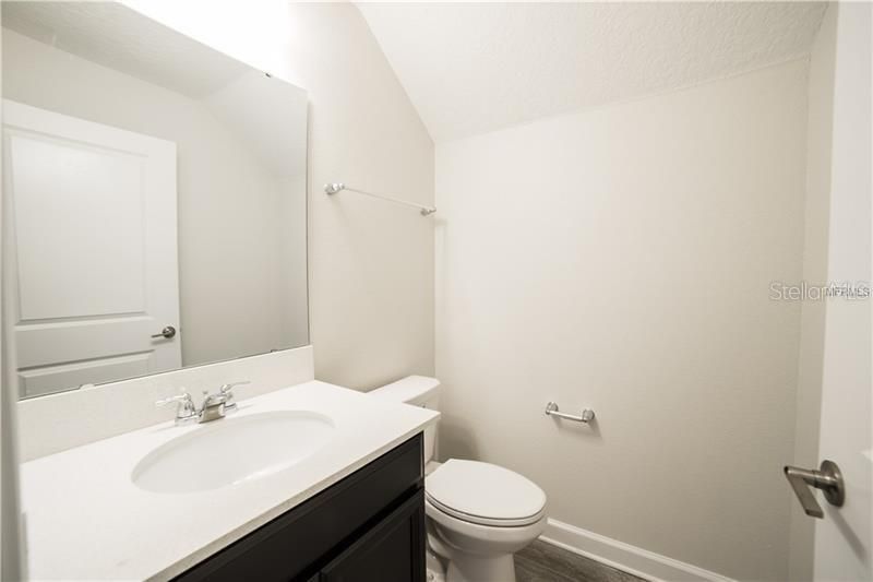 В аренду: $2,195 (4 спален, 3 ванн, 2016 Квадратных фут)