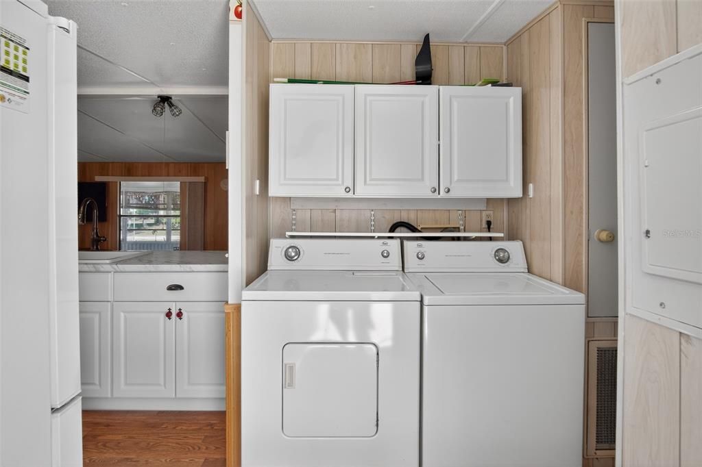 На продажу: $157,000 (2 спален, 2 ванн, 960 Квадратных фут)