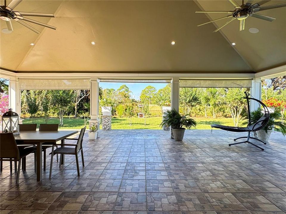 待售: $575,000 (4 贝兹, 3 浴室, 2216 平方英尺)