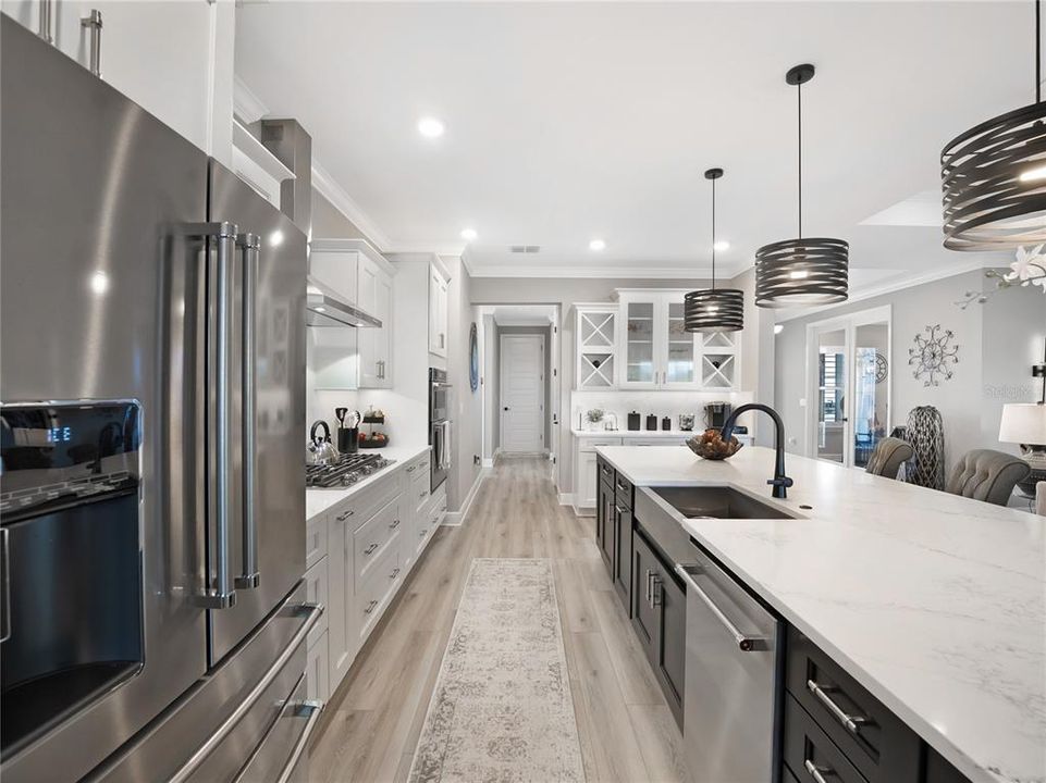 待售: $646,646 (3 贝兹, 3 浴室, 2907 平方英尺)