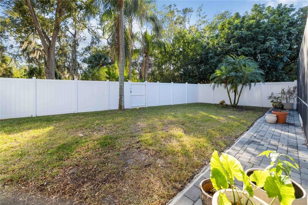 For Sale: $500,000 (3 beds, 2 baths, 2027 Square Feet)