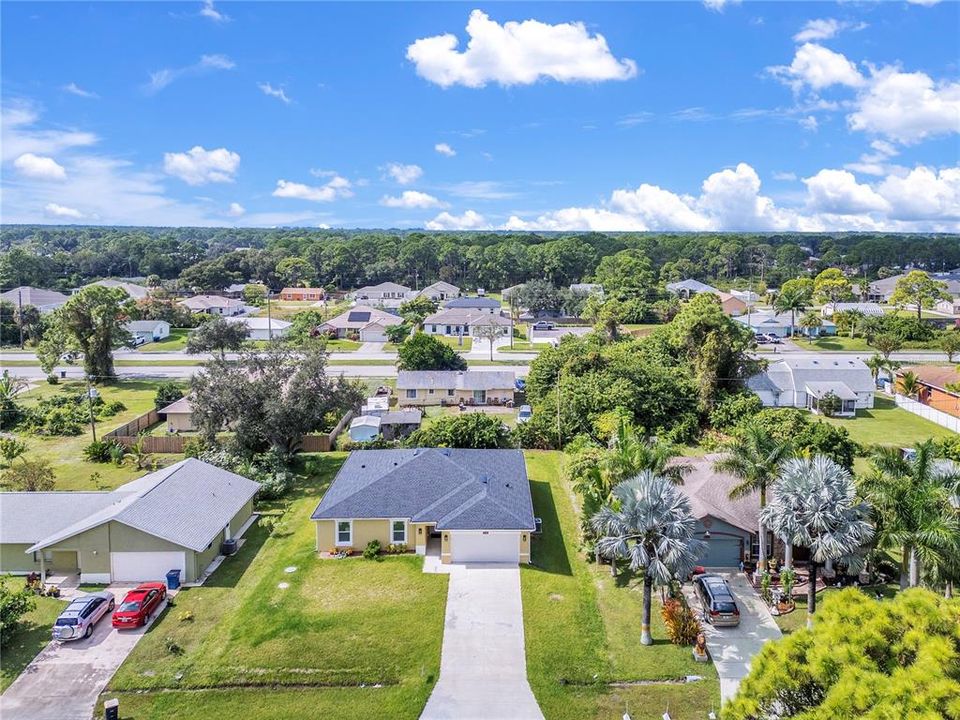 For Sale: $375,000 (4 beds, 2 baths, 1996 Square Feet)