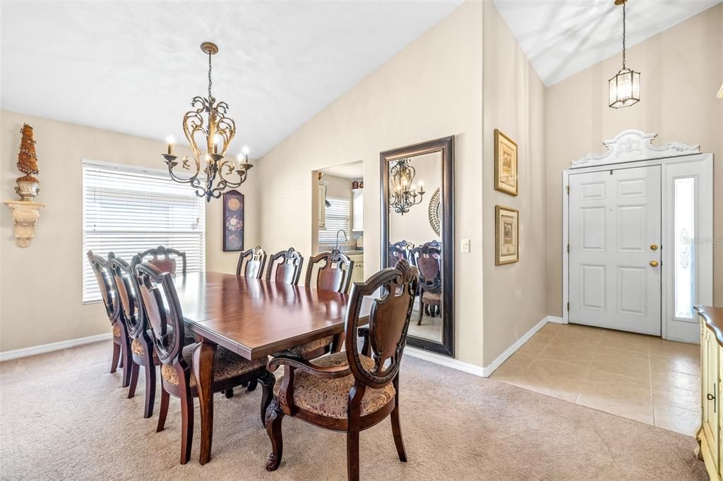 Active With Contract: $279,900 (3 beds, 2 baths, 1622 Square Feet)