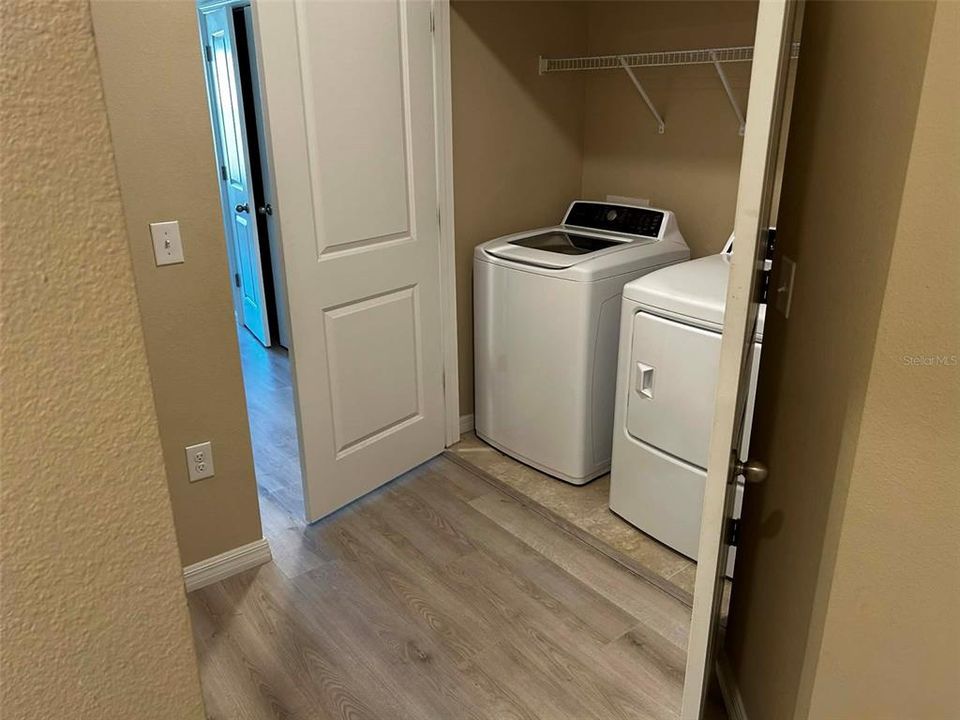 出租: $2,400 (3 贝兹, 2 浴室, 1673 平方英尺)