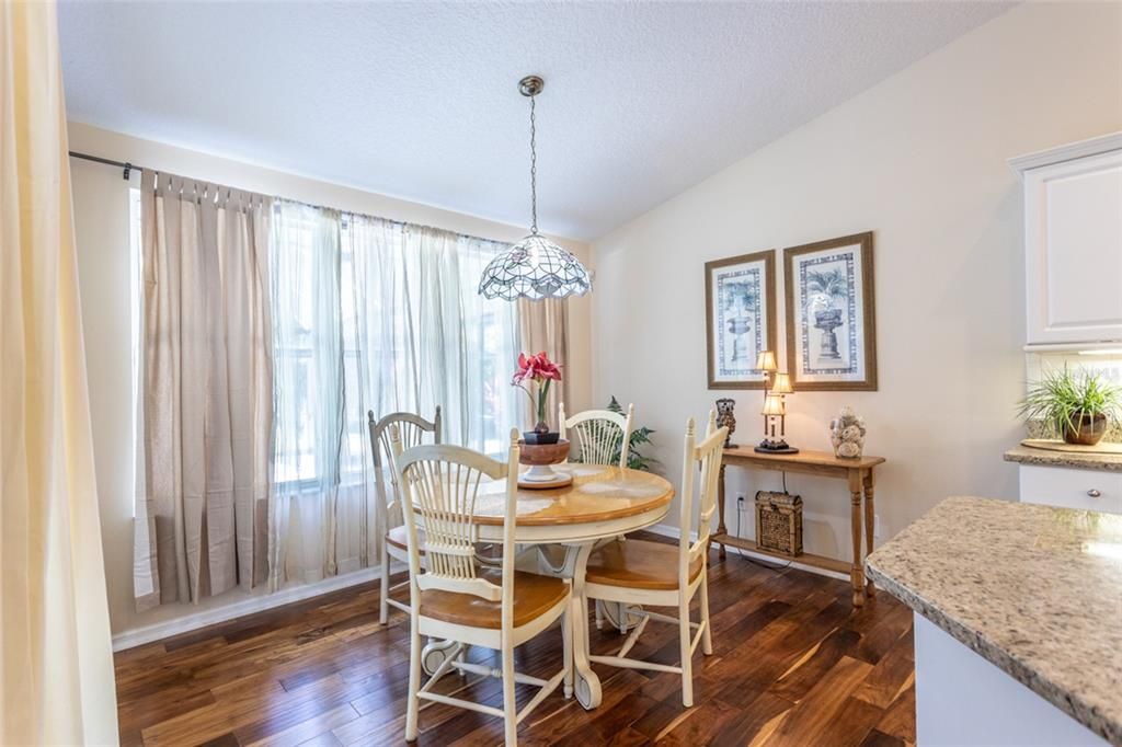 Active With Contract: $434,900 (3 beds, 2 baths, 2048 Square Feet)