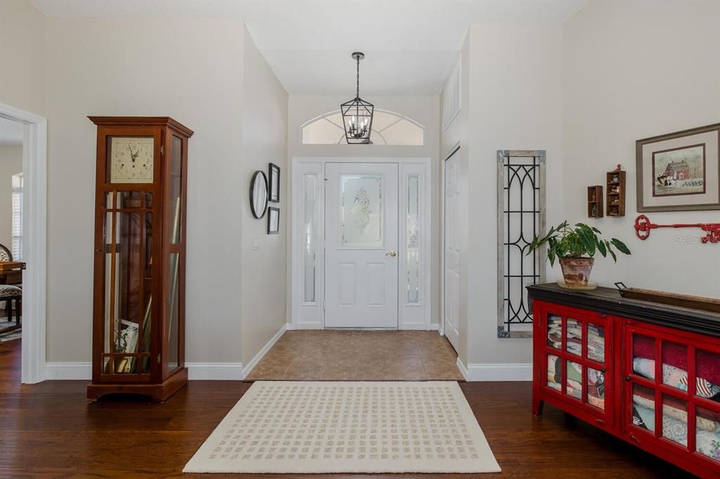 En Venta: $359,900 (3 camas, 2 baños, 1862 Pies cuadrados)