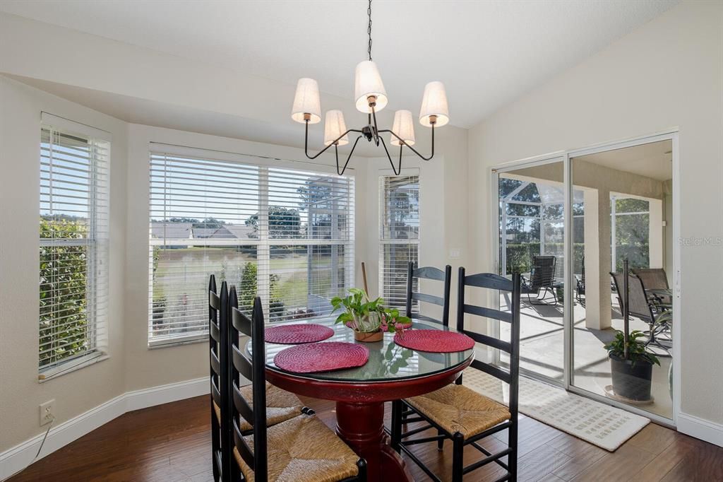 En Venta: $359,900 (3 camas, 2 baños, 1862 Pies cuadrados)