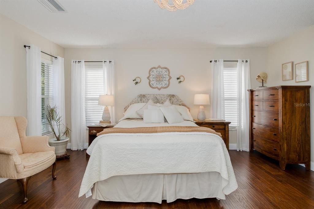 En Venta: $359,900 (3 camas, 2 baños, 1862 Pies cuadrados)