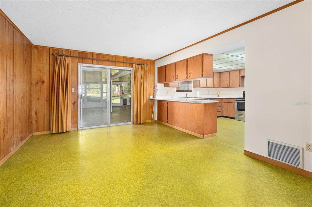 En Venta: $1,299,000 (7 camas, 3 baños, 3128 Pies cuadrados)