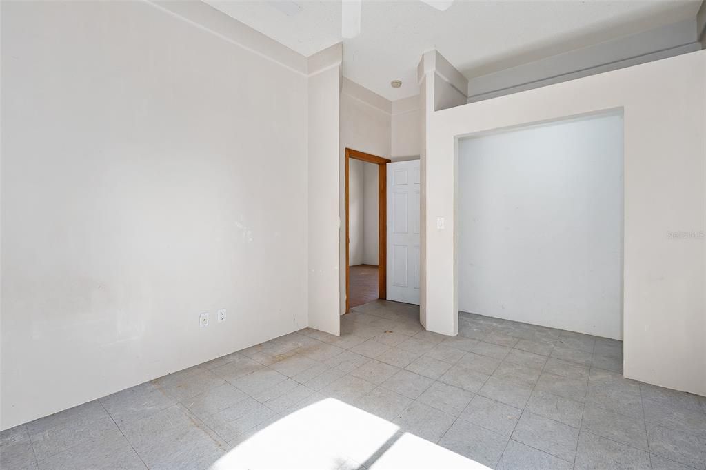 En Venta: $1,299,000 (7 camas, 3 baños, 3128 Pies cuadrados)