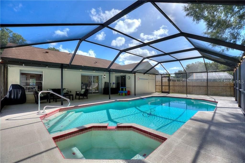 For Rent: $3,500 (3 beds, 2 baths, 1866 Square Feet)