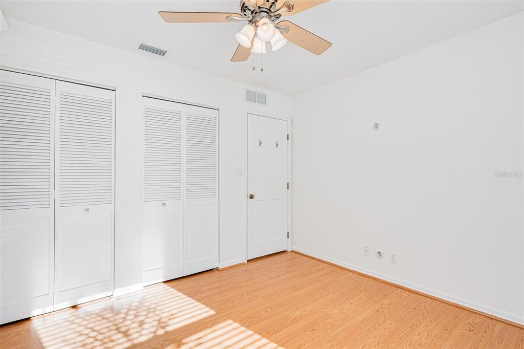 For Sale: $425,000 (3 beds, 2 baths, 1788 Square Feet)