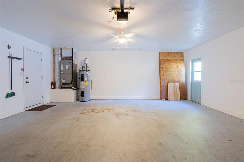 For Sale: $425,000 (3 beds, 2 baths, 1788 Square Feet)