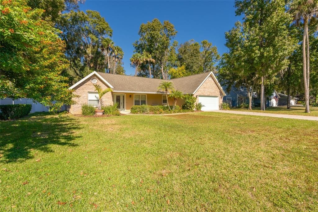 For Sale: $425,000 (3 beds, 2 baths, 1788 Square Feet)