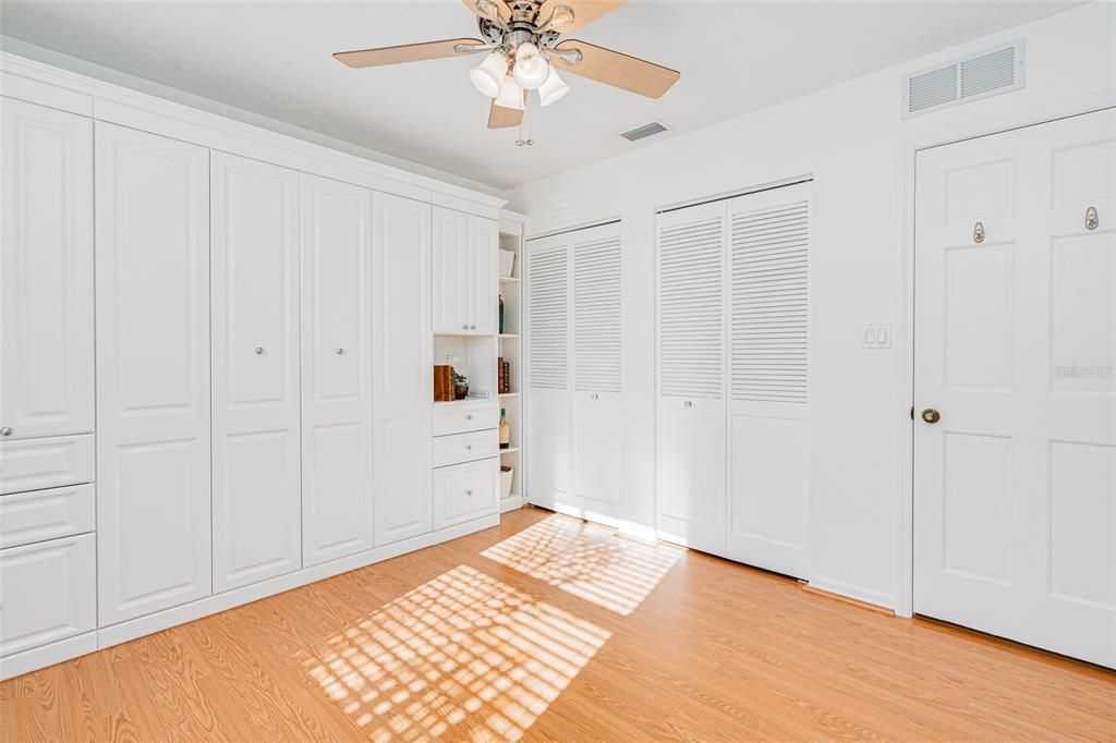 For Sale: $425,000 (3 beds, 2 baths, 1788 Square Feet)