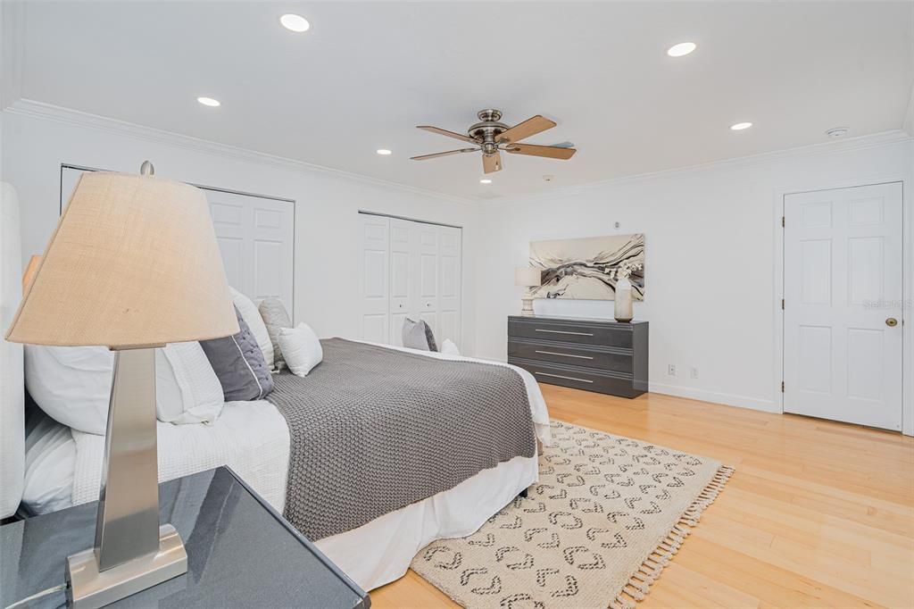 For Sale: $425,000 (3 beds, 2 baths, 1788 Square Feet)