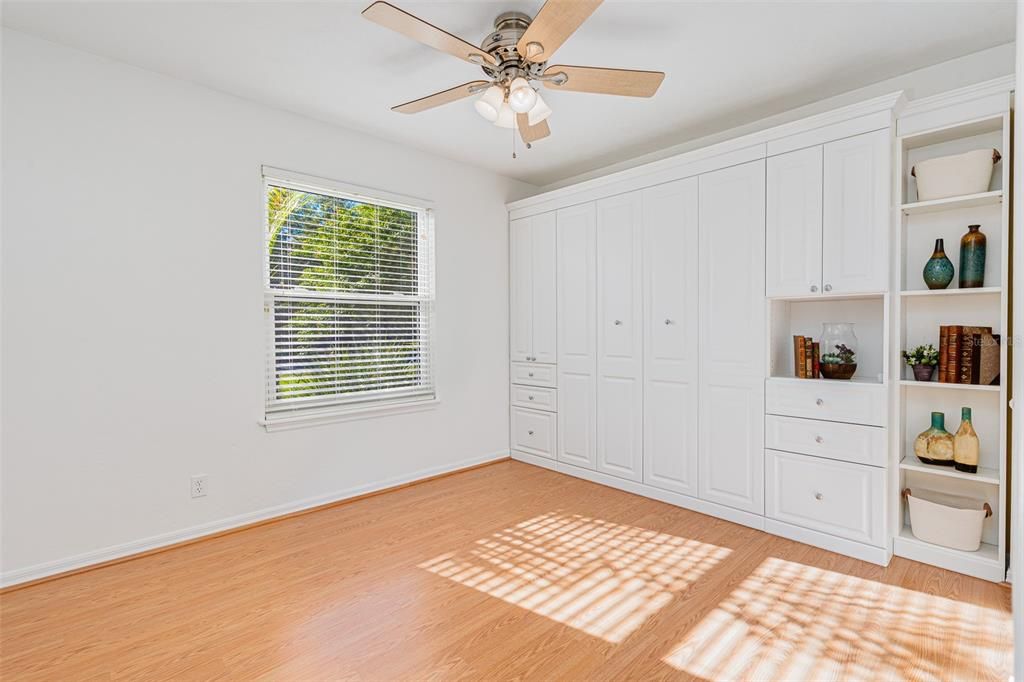 For Sale: $425,000 (3 beds, 2 baths, 1788 Square Feet)