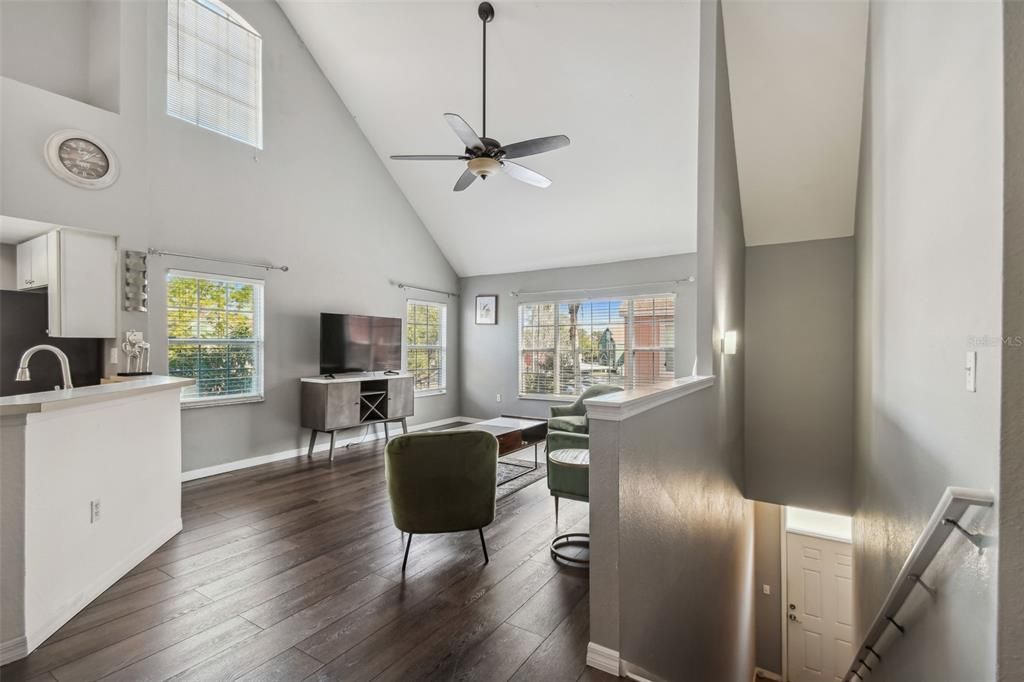 For Rent: $2,025 (2 beds, 2 baths, 1168 Square Feet)