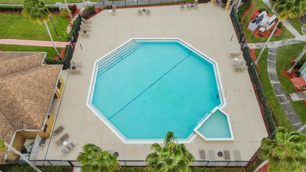 For Rent: $2,025 (2 beds, 2 baths, 1168 Square Feet)