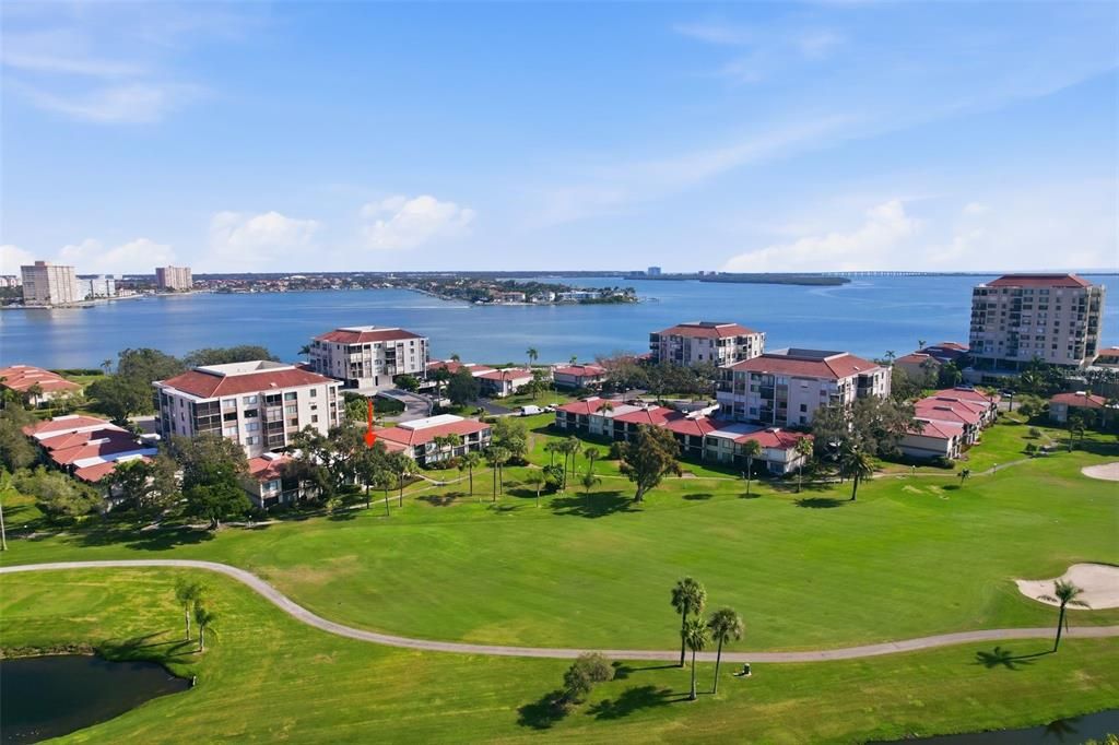 For Sale: $249,000 (2 beds, 2 baths, 890 Square Feet)