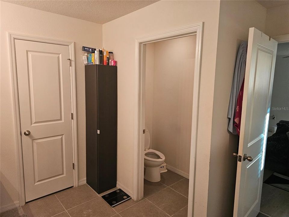 待售: $499,000 (4 贝兹, 2 浴室, 2252 平方英尺)