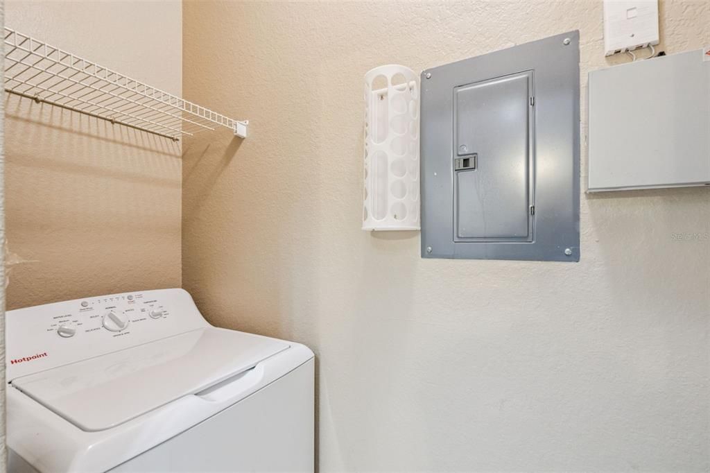 待售: $210,000 (3 贝兹, 2 浴室, 1205 平方英尺)