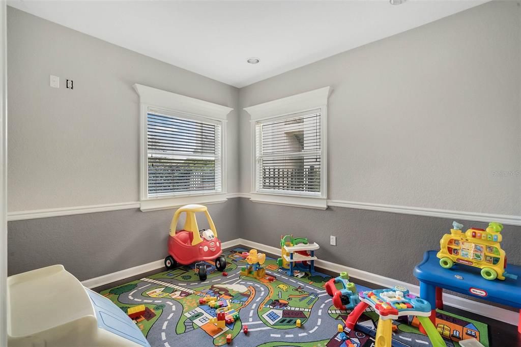 待售: $210,000 (3 贝兹, 2 浴室, 1205 平方英尺)