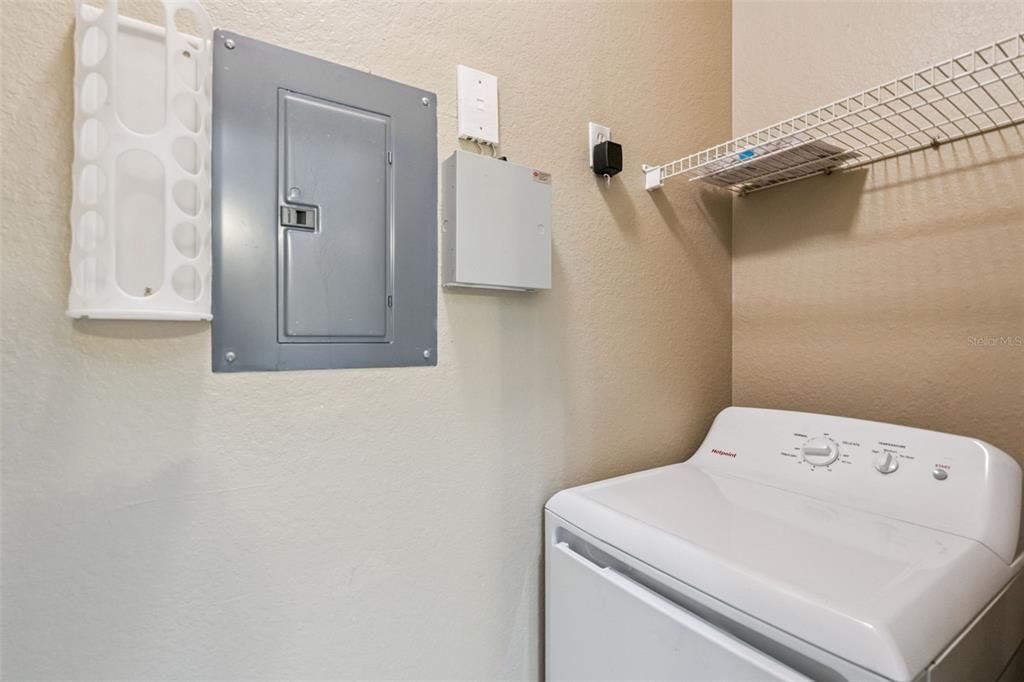 待售: $210,000 (3 贝兹, 2 浴室, 1205 平方英尺)