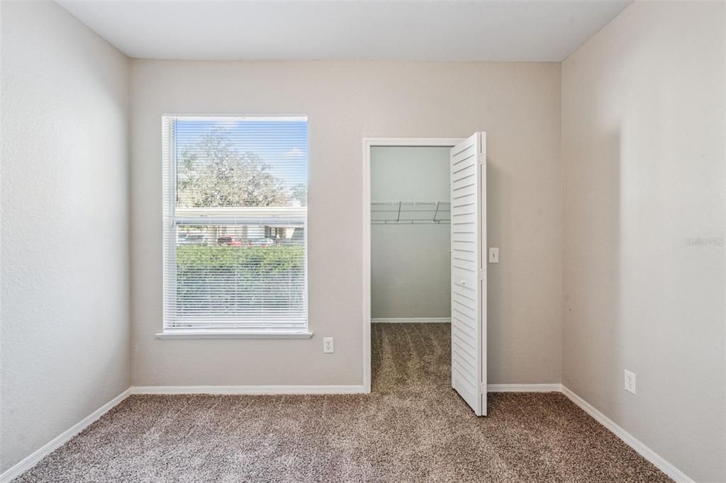 待售: $210,000 (3 贝兹, 2 浴室, 1205 平方英尺)