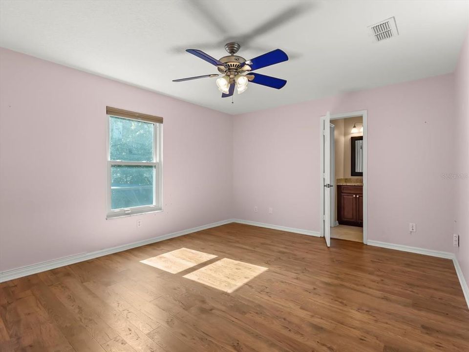 For Sale: $624,999 (4 beds, 4 baths, 2974 Square Feet)